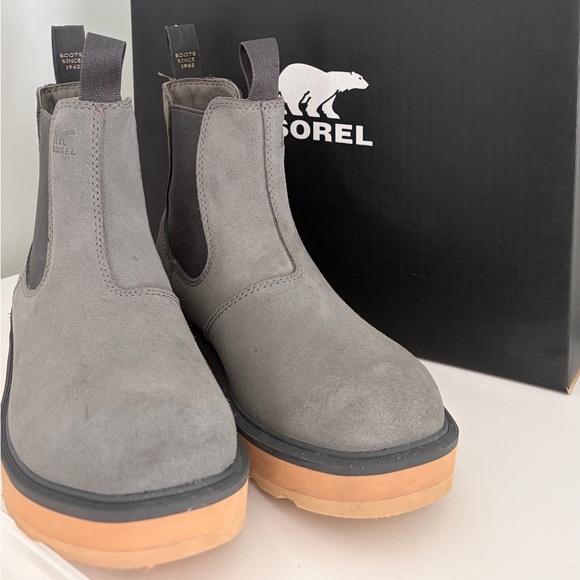 Sorel Chealsea boots size 8 - Picture 4 of 12